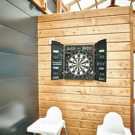 Πάρκο διακοπών House Family *